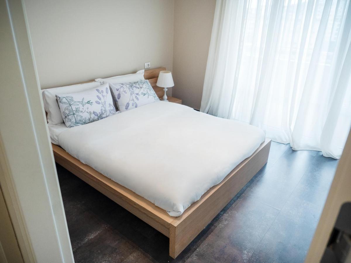 Lake Drive Rooms&Apartments Tirana Buitenkant foto