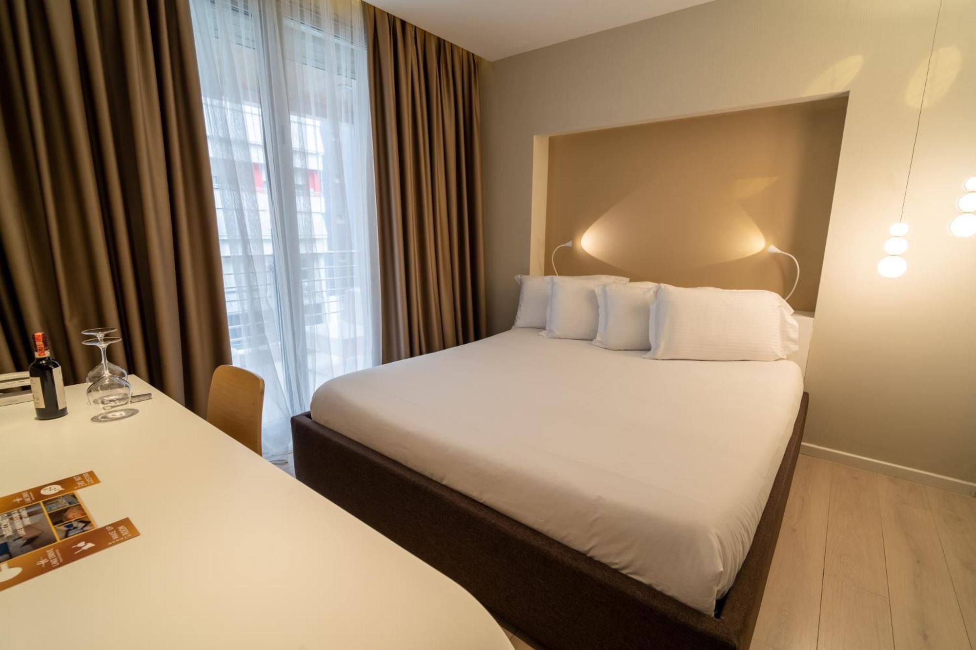 Lake Drive Rooms&Apartments Tirana Buitenkant foto