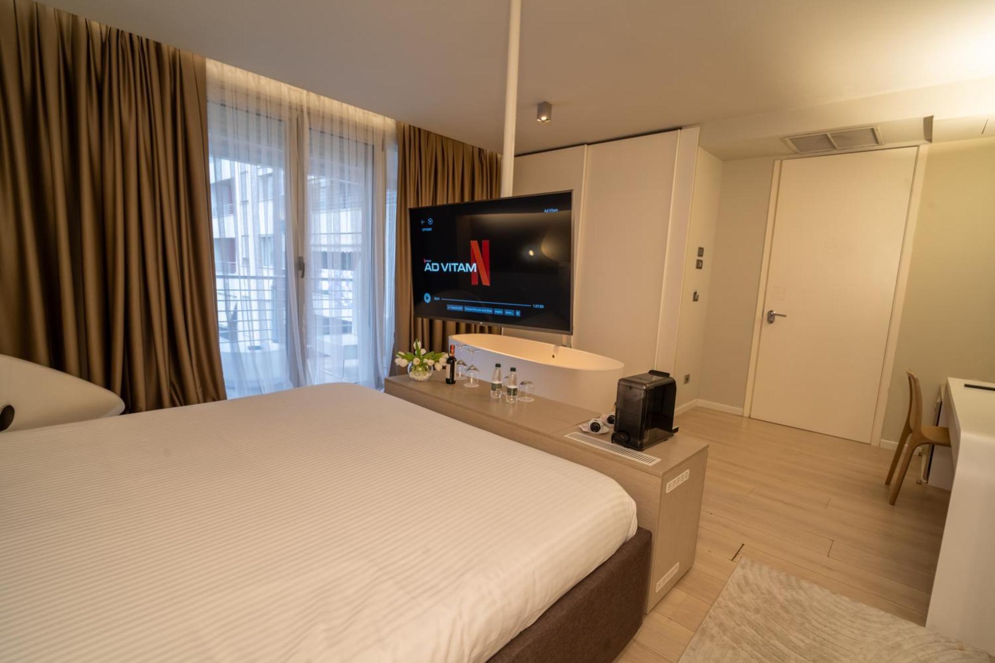 Lake Drive Rooms&Apartments Tirana Buitenkant foto