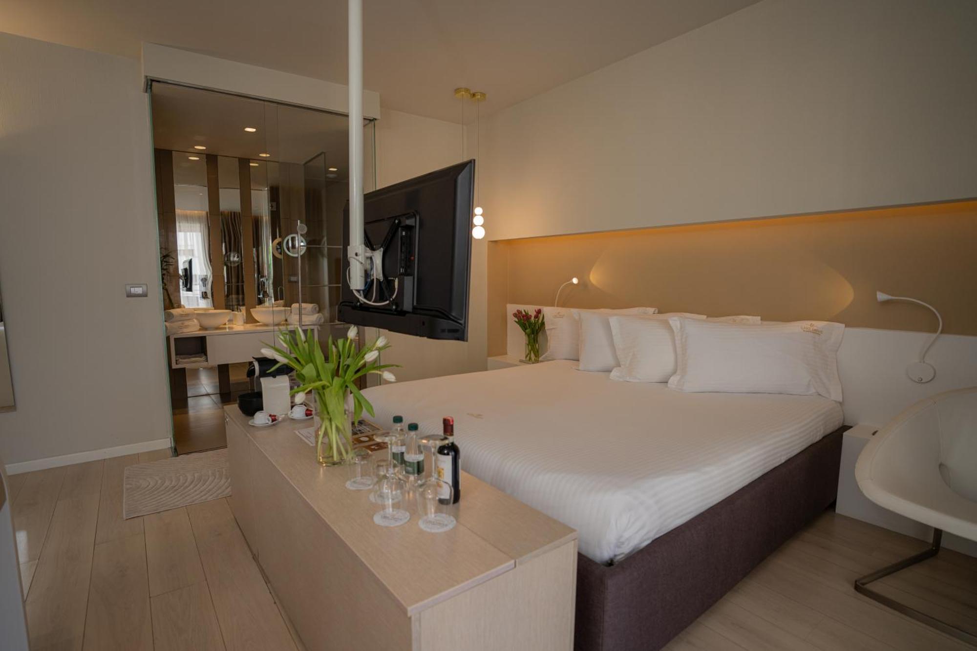 Lake Drive Rooms&Apartments Tirana Buitenkant foto